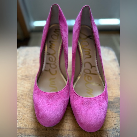 Sam Edelman Vibrant Pink Junie Pump in Retro Pink-Suede Block Heels - Picture 2 of 9